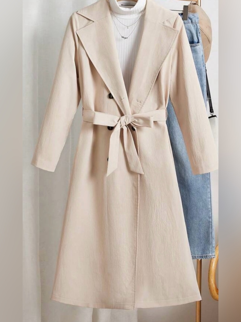 Women’s belted coat